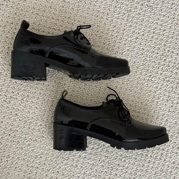 Anthro Sixtyseven Patent Leather Lace Up Shoes - Picture 6 of 9